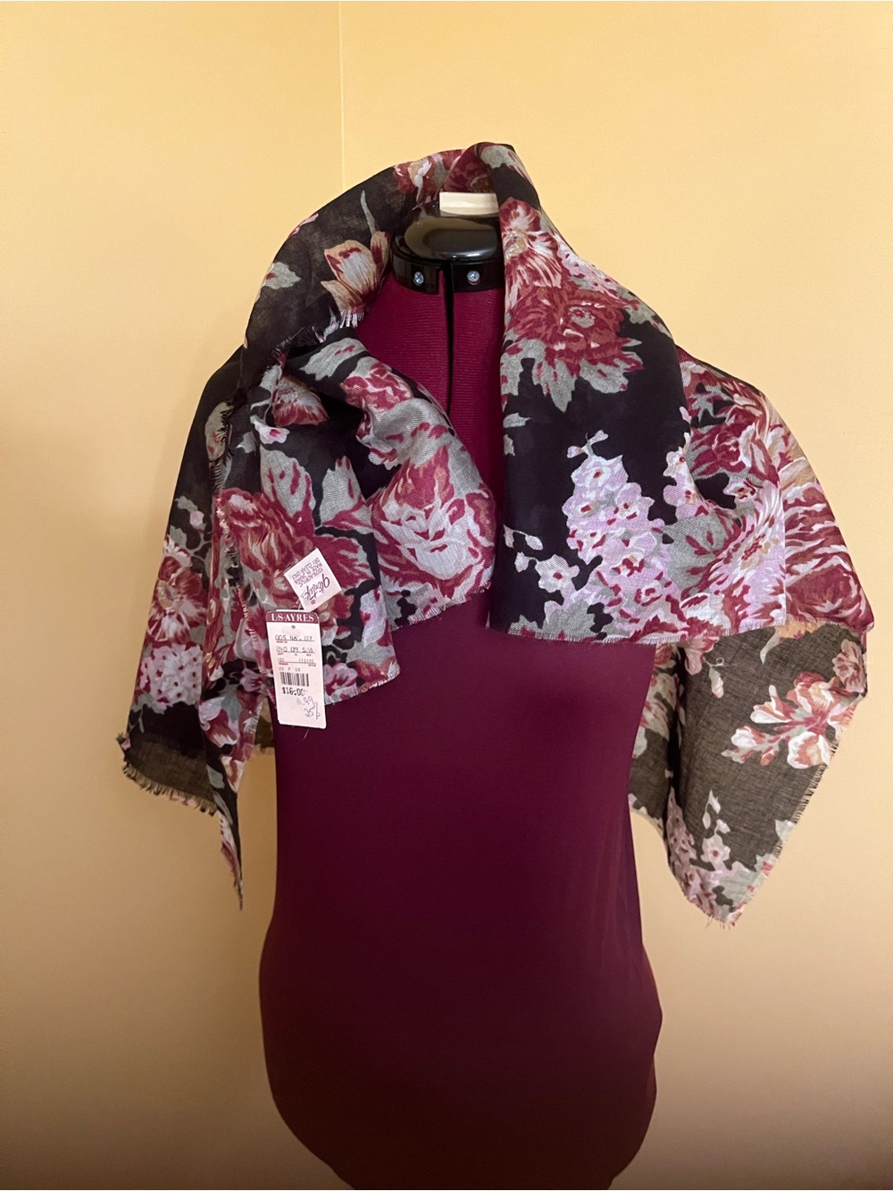 Vintage LS Ayers store floral scarf Deadstock New Old Stock one size NWT